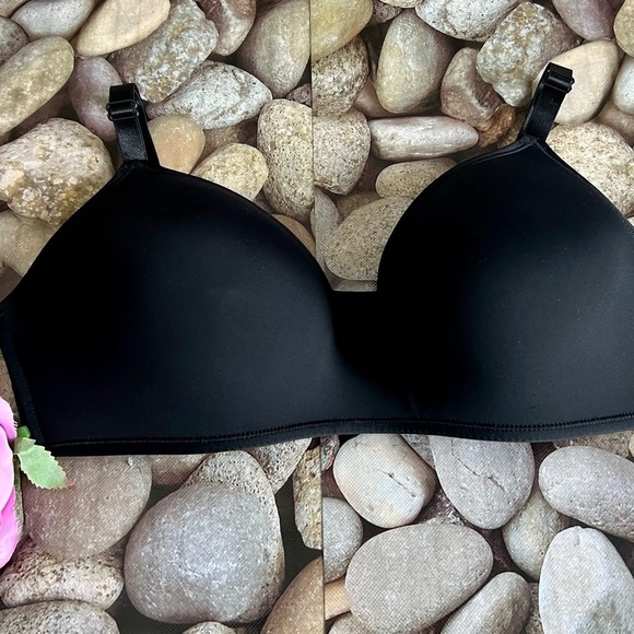 NWT WIRELESS BRA-40C - Picture 1 of 3